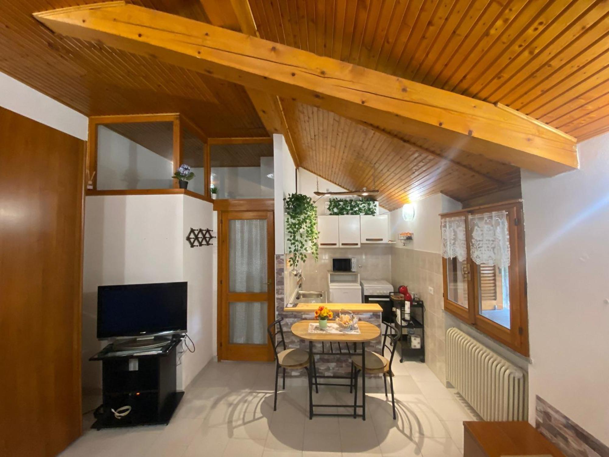 La Corte Dei Torri Loft On The Lake Oliveto Lario Exterior foto